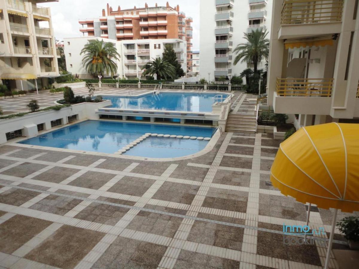 דירות סאלו Atico Novelty Con Vistas Al Mar מראה חיצוני תמונה